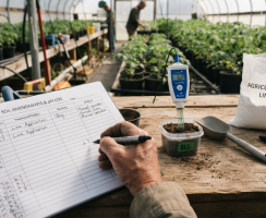Nhật ký sử dụng Soil pH giúp theo dõi thời điểm và lượng đã dùng